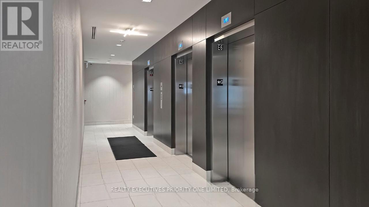 2018 - 9000 Jane Street, Vaughan, Ontario  L4K 0M6 - Photo 6 - N12430087
