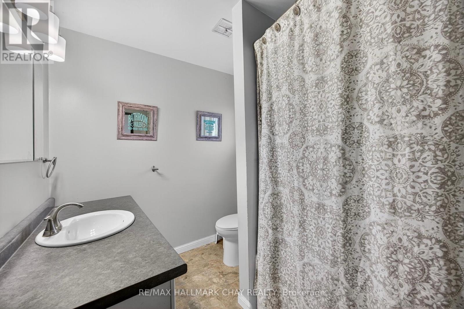 56 Briar Road, Barrie, Ontario  L4N 3M4 - Photo 24 - S12430073