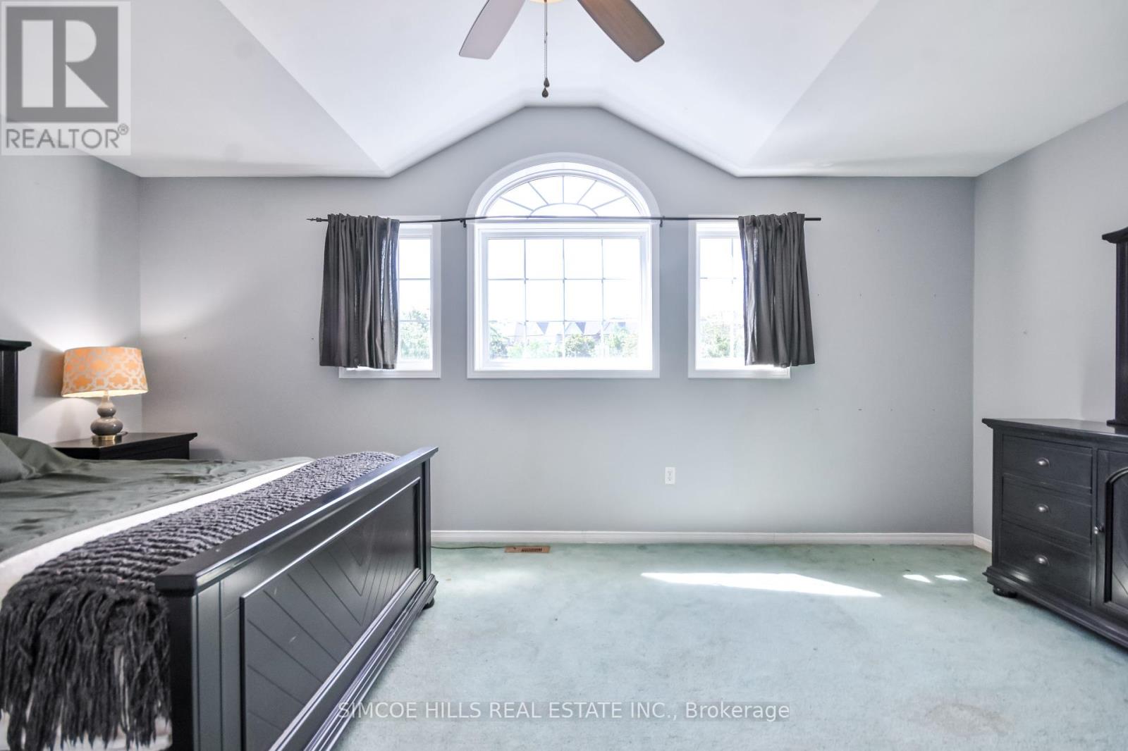 73 Vanessa Drive, Orillia, Ontario  L3V 7W9 - Photo 13 - S12430074