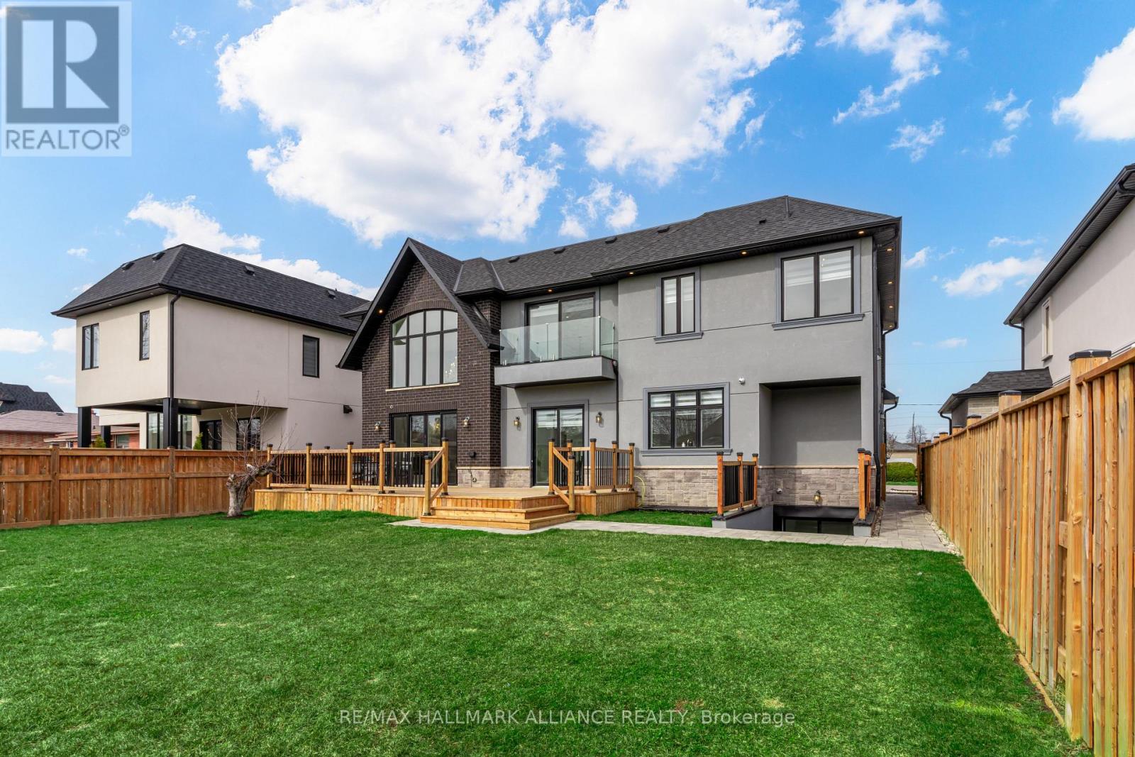 350 Weighton Drive, Oakville, Ontario  L6K 2R4 - Photo 49 - W12430075