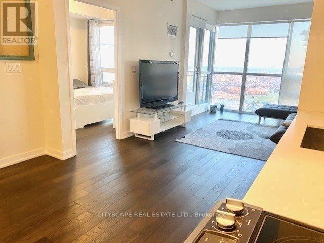 3501 - 510 Curran Place, Mississauga, Ontario  L5B 0J8 - Photo 8 - W12430078