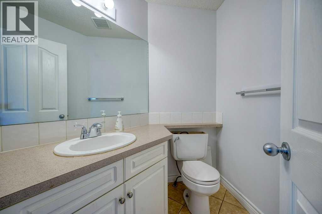 42 Chapalina Way Se, Calgary, Alberta  T2X 3P1 - Photo 10 - A2260105