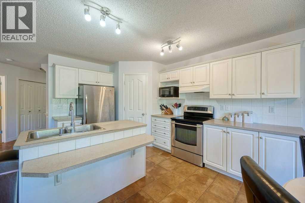 42 Chapalina Way Se, Calgary, Alberta  T2X 3P1 - Photo 7 - A2260105