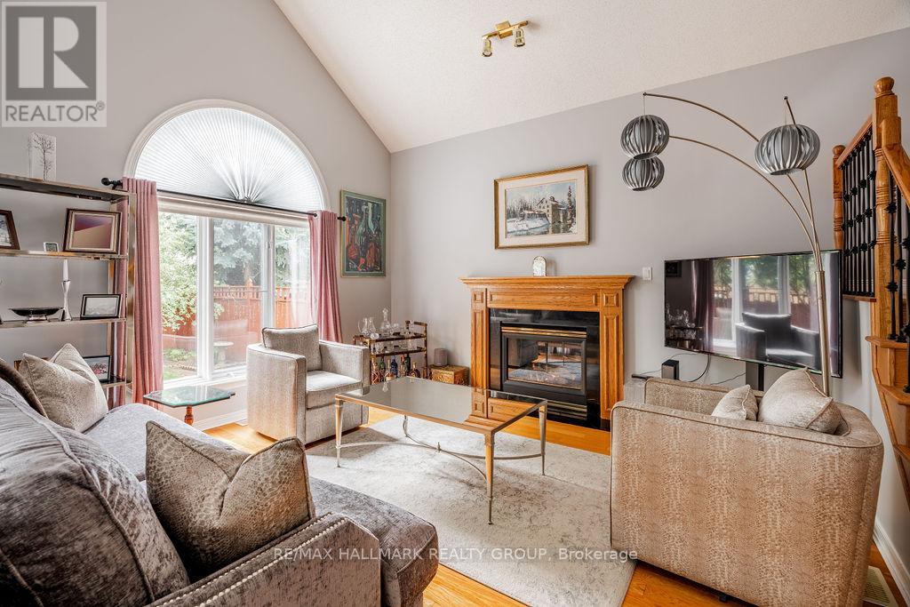 62 Wittingham Drive, Ottawa, Ontario  K2G 6H5 - Photo 11 - X12430116