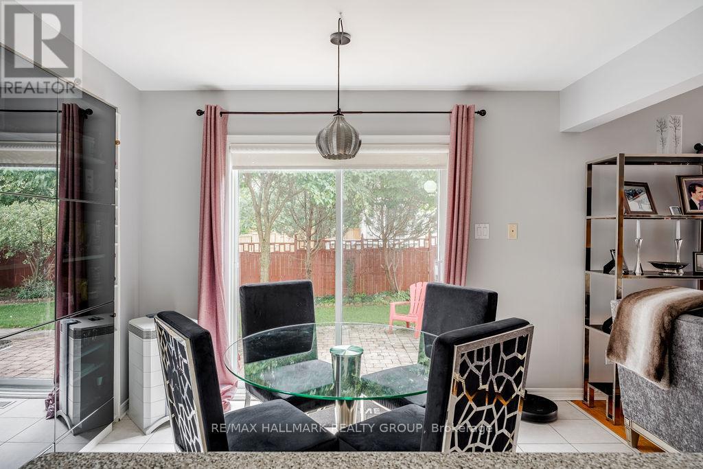62 Wittingham Drive, Ottawa, Ontario  K2G 6H5 - Photo 17 - X12430116