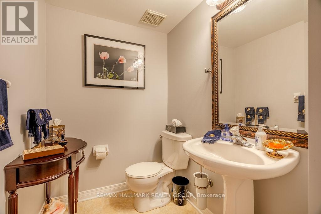 62 Wittingham Drive, Ottawa, Ontario  K2G 6H5 - Photo 19 - X12430116