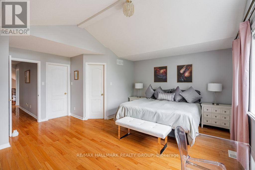 62 Wittingham Drive, Ottawa, Ontario  K2G 6H5 - Photo 22 - X12430116