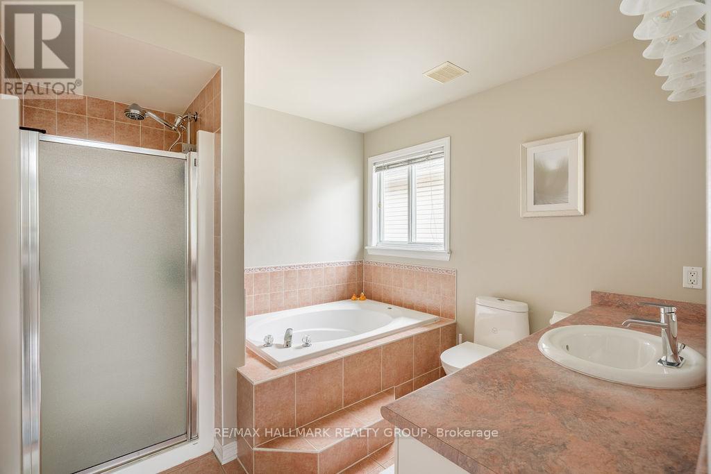 62 Wittingham Drive, Ottawa, Ontario  K2G 6H5 - Photo 26 - X12430116