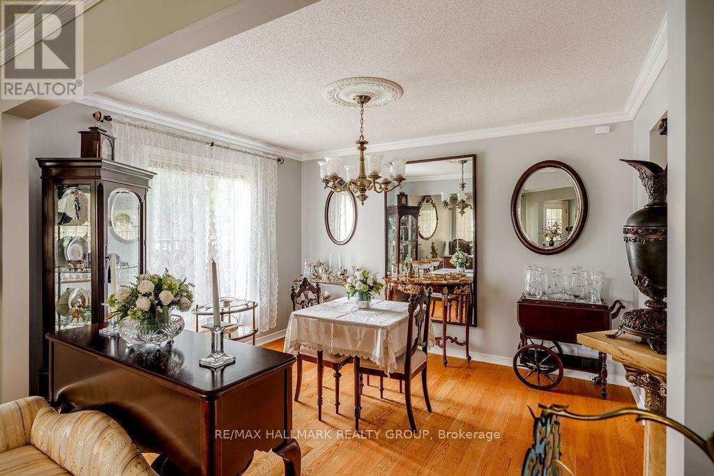 62 Wittingham Drive, Ottawa, Ontario  K2G 6H5 - Photo 7 - X12430116