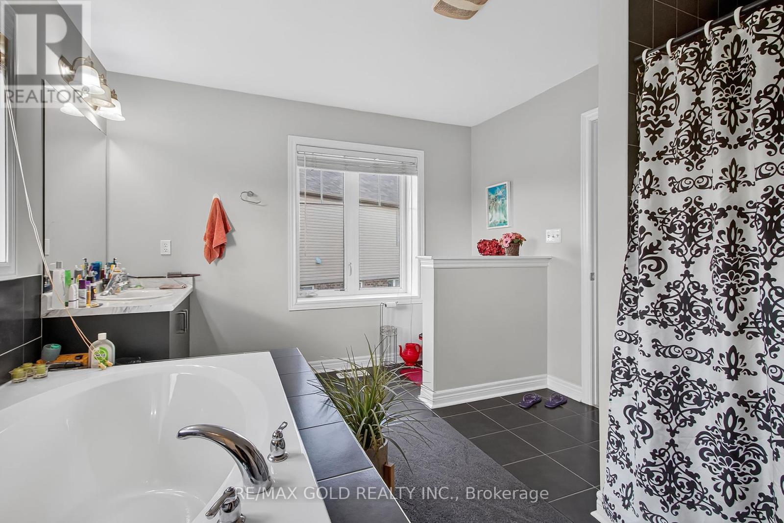 135 Watermill Street, Kitchener, Ontario  N2P 0G4 - Photo 21 - X12430077