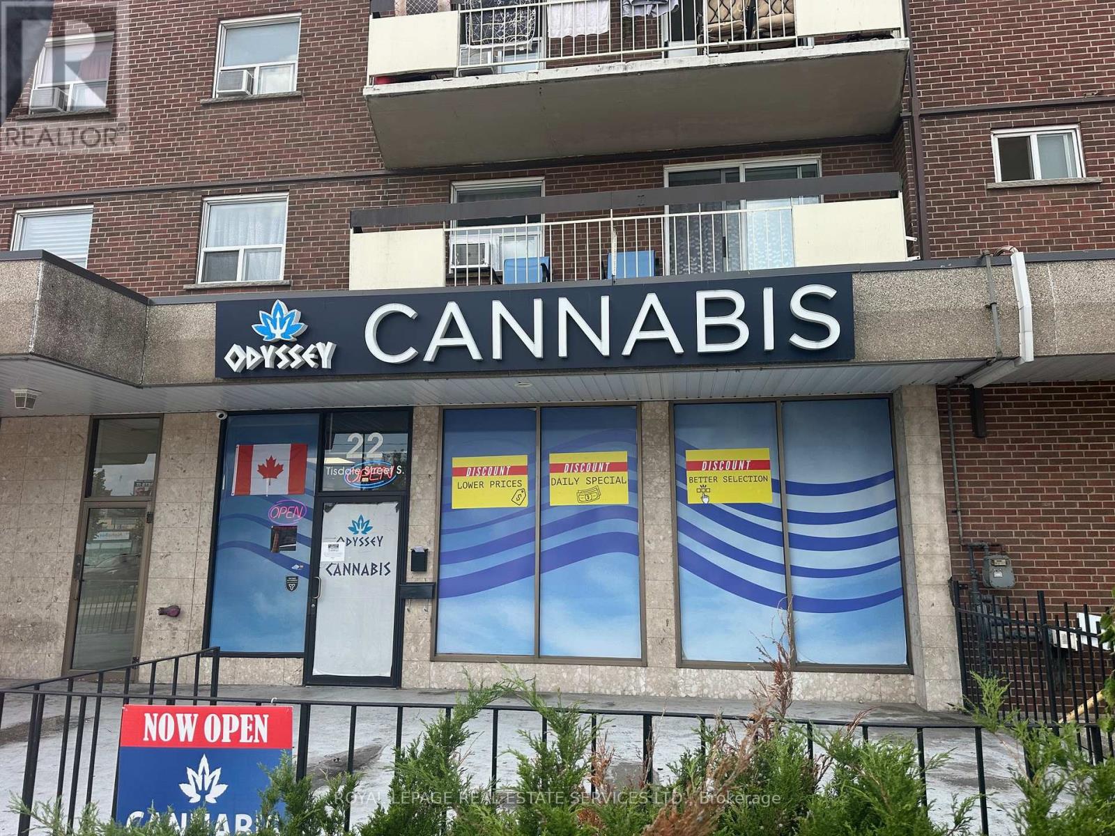 22 TISDALE STREET S, Hamilton, Ontario