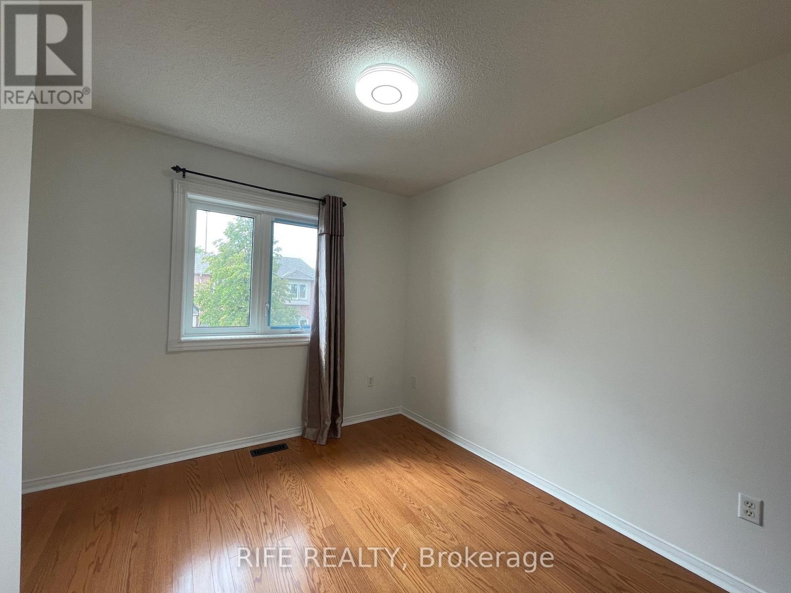 68 Rougehaven Way, Markham, Ontario  L3P 7W5 - Photo 13 - N12392074