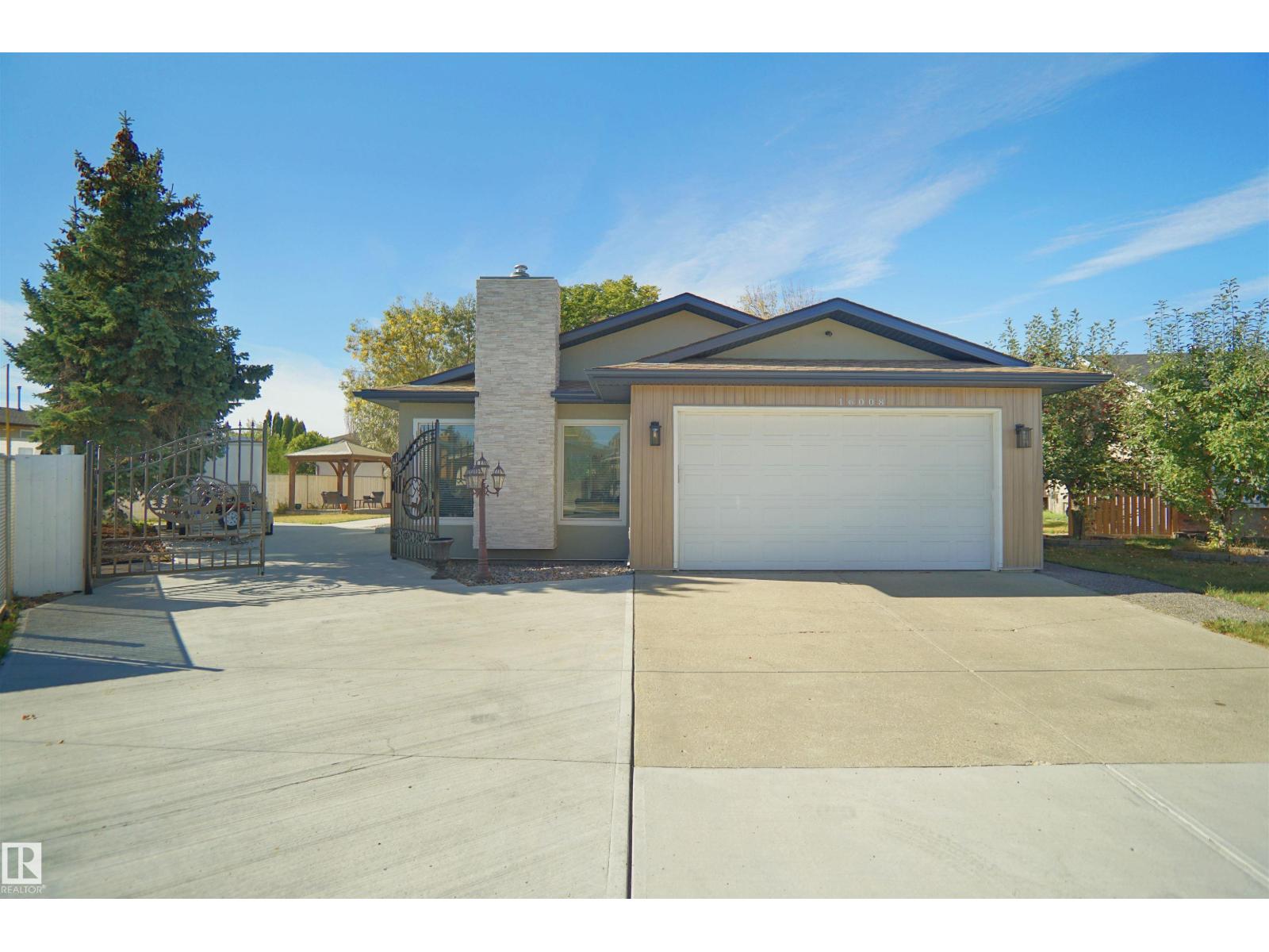 16008 101 St Nw, Edmonton, Alberta  T5X 5B4 - Photo 2 - E4459791
