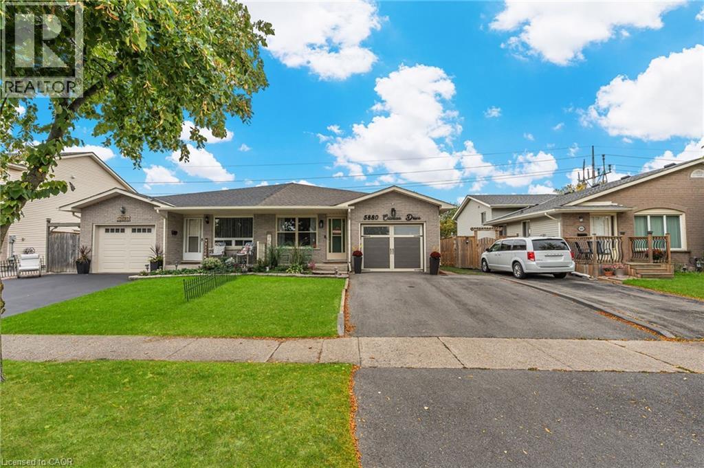 5880 Crimson Drive, Niagara Falls, Ontario  L2G 7T7 - Photo 2 - 40773648