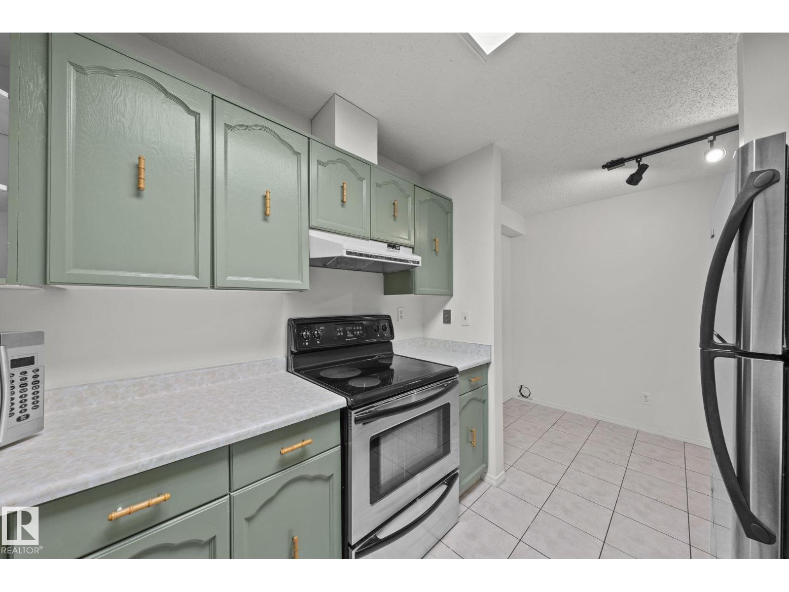 10520 84 Av Nw, Edmonton, Alberta  T6E 2H4 - Photo 19 - E4459792