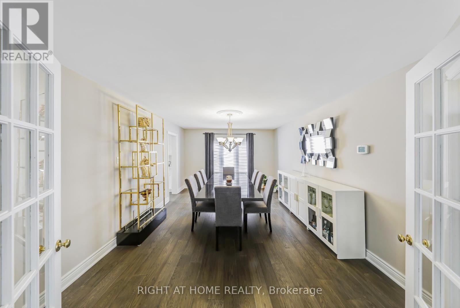 20 Woburn Drive, Vaughan, Ontario  L4L 7H8 - Photo 12 - N12430115