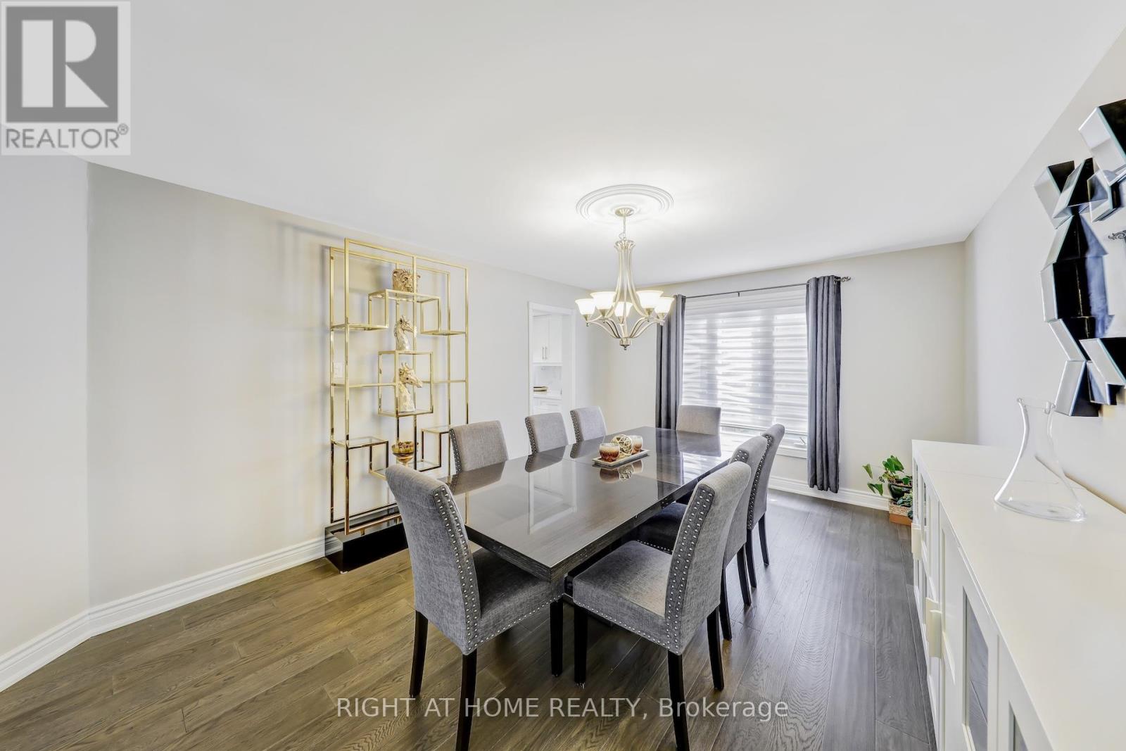 20 Woburn Drive, Vaughan, Ontario  L4L 7H8 - Photo 13 - N12430115