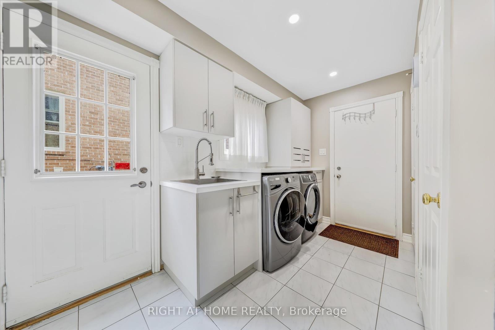 20 Woburn Drive, Vaughan, Ontario  L4L 7H8 - Photo 22 - N12430115