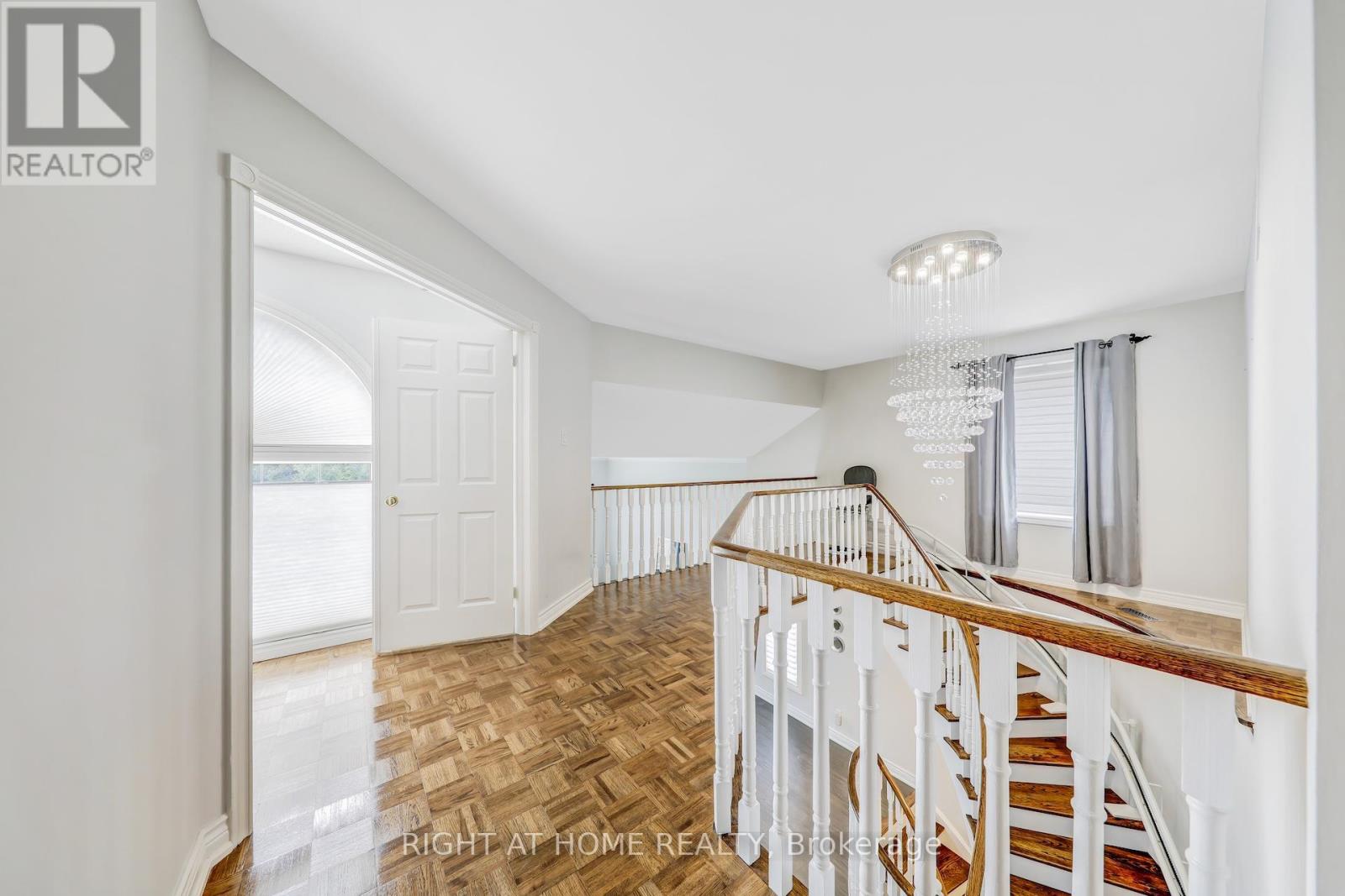 20 Woburn Drive, Vaughan, Ontario  L4L 7H8 - Photo 25 - N12430115