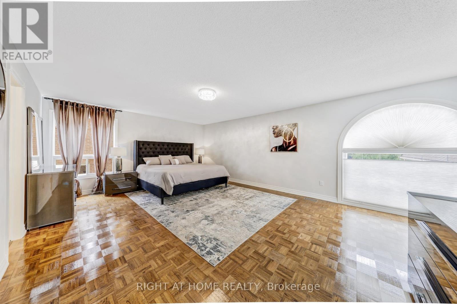 20 Woburn Drive, Vaughan, Ontario  L4L 7H8 - Photo 27 - N12430115