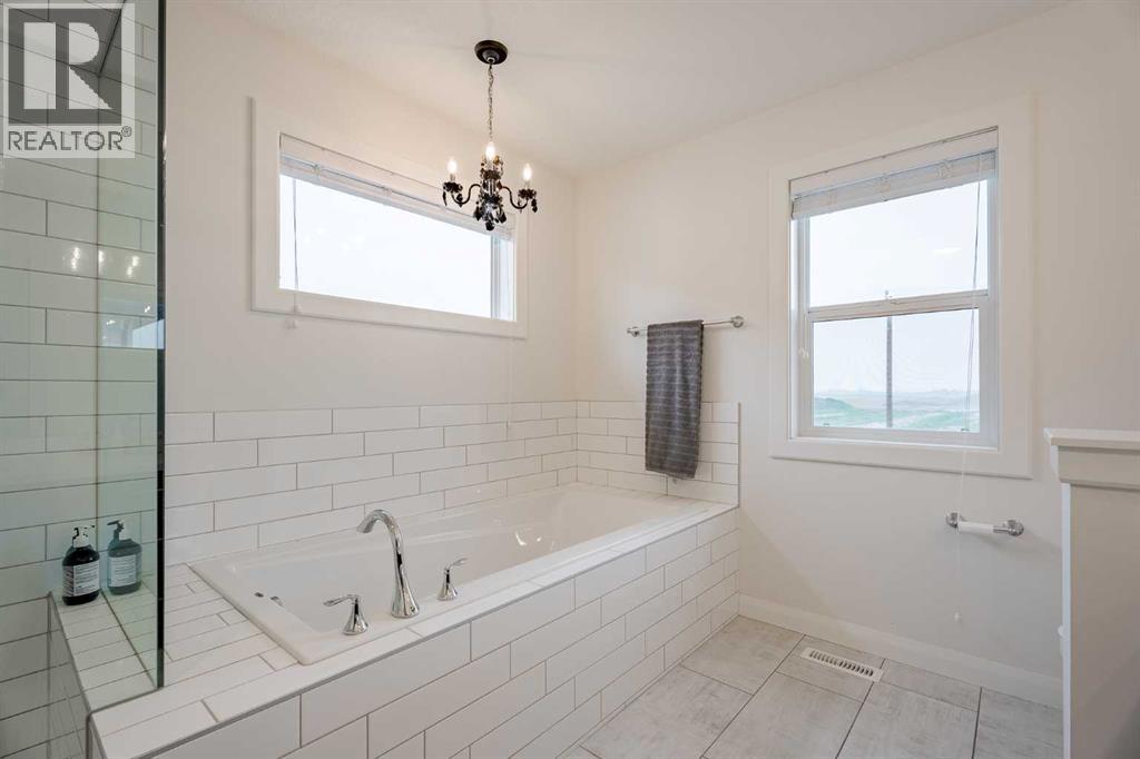 2148 Ravensdun Crescent Se, Airdrie, Alberta  T4A 3K3 - Photo 30 - A2240957