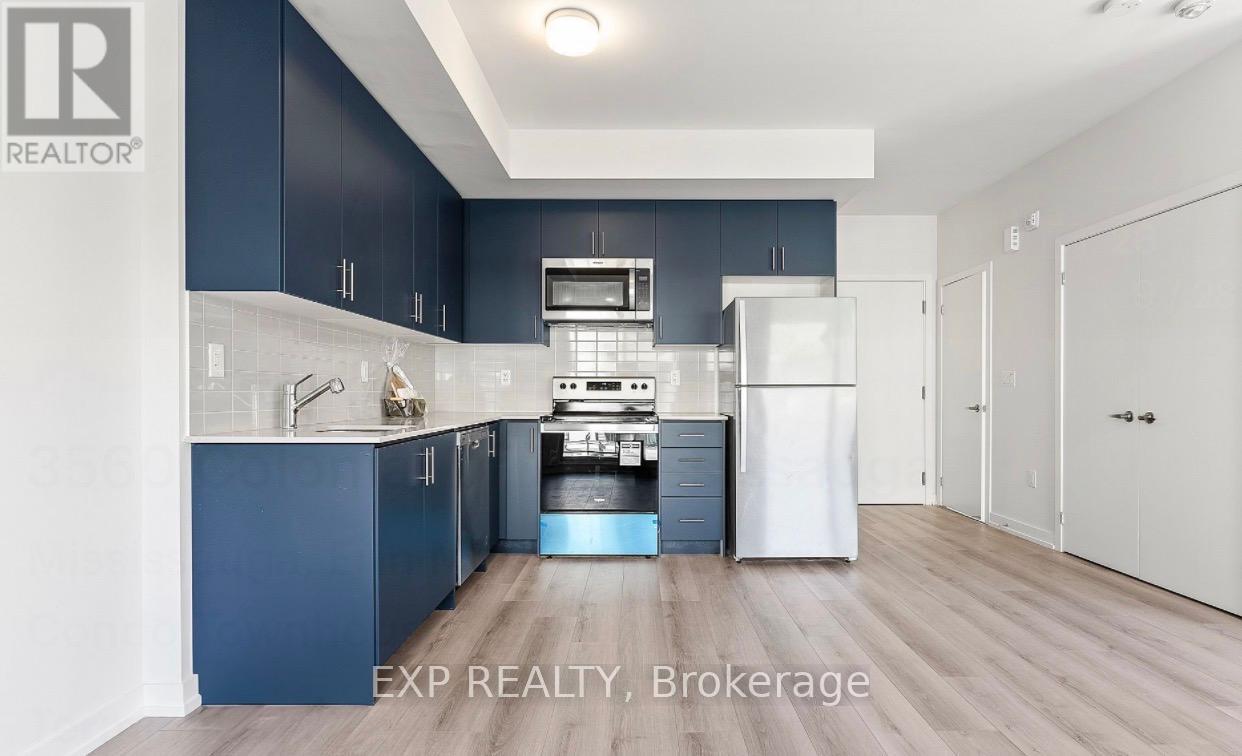 2 - 3560 Colonial Drive, Mississauga, Ontario  L5L 0C1 - Photo 4 - W12430107