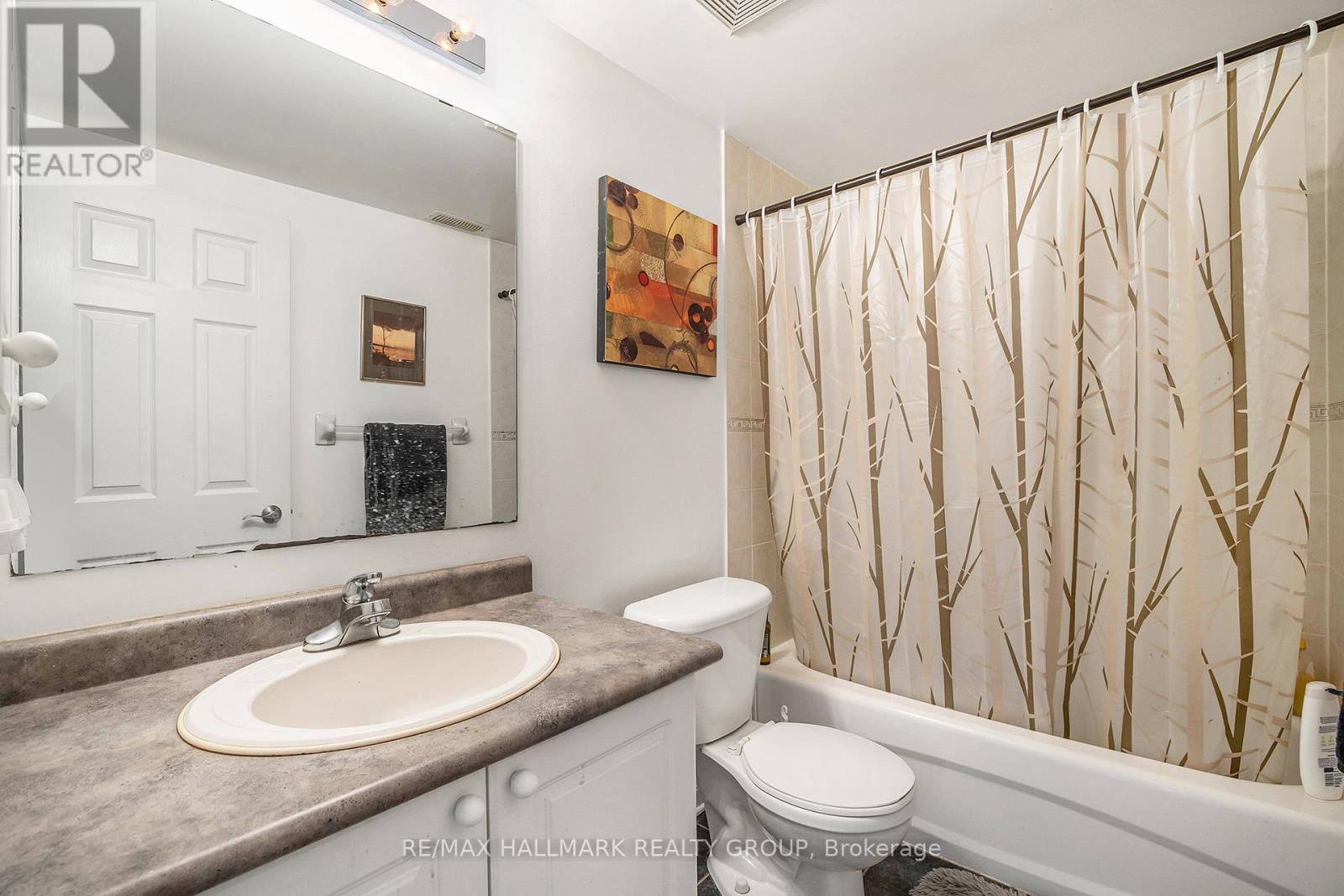24 Castle Glen Crescent, Ottawa, Ontario  K2L 4H1 - Photo 25 - X12430122