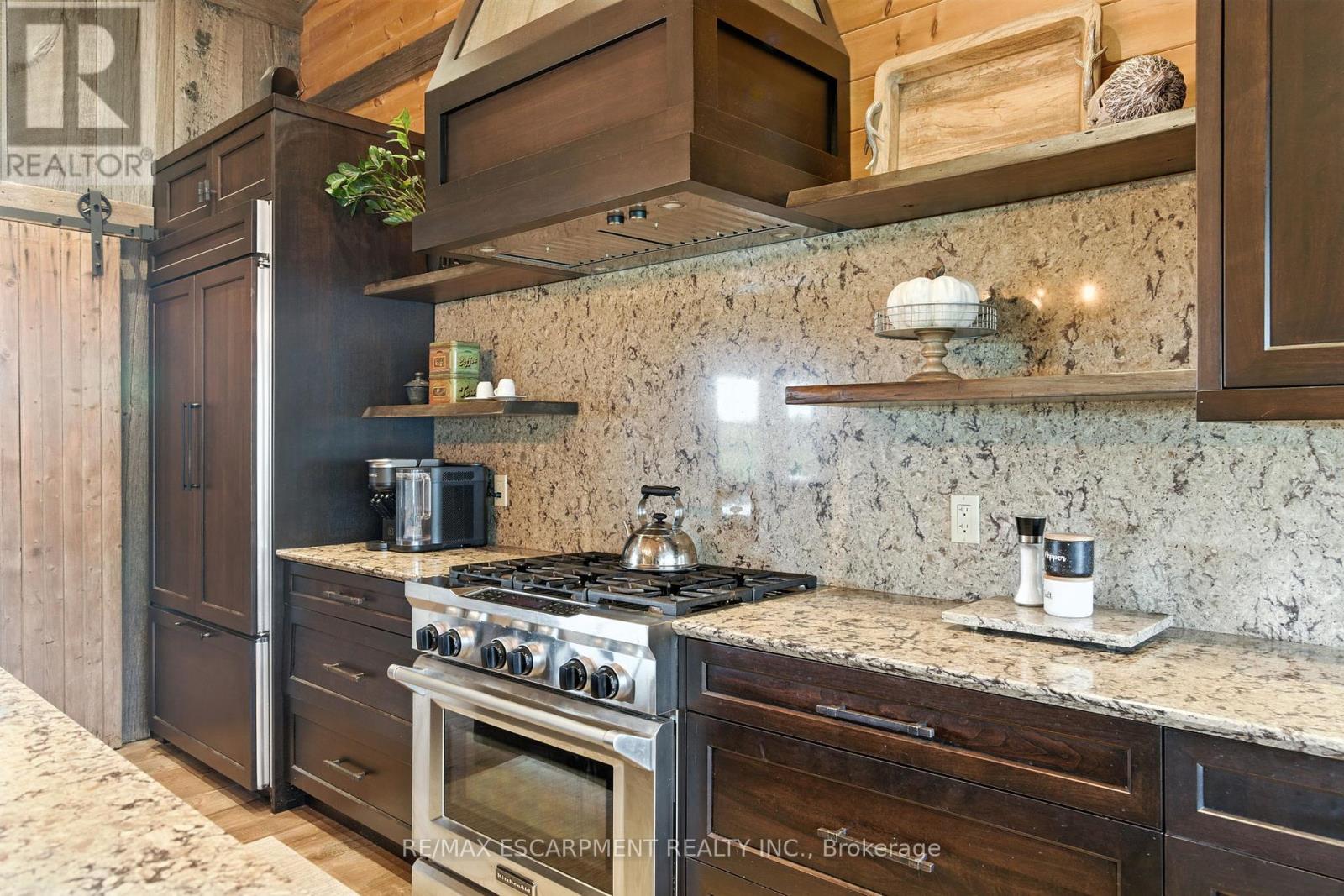 437 6th Concession Road E, Hamilton, Ontario  L8B 1M5 - Photo 8 - X12430097