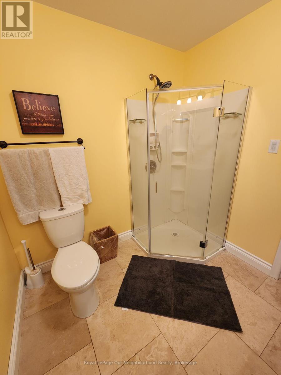 1042 Ski Ridge Trail, Dysart Et Al (Guilford), Ontario  K0M 1M0 - Photo 25 - X12427899