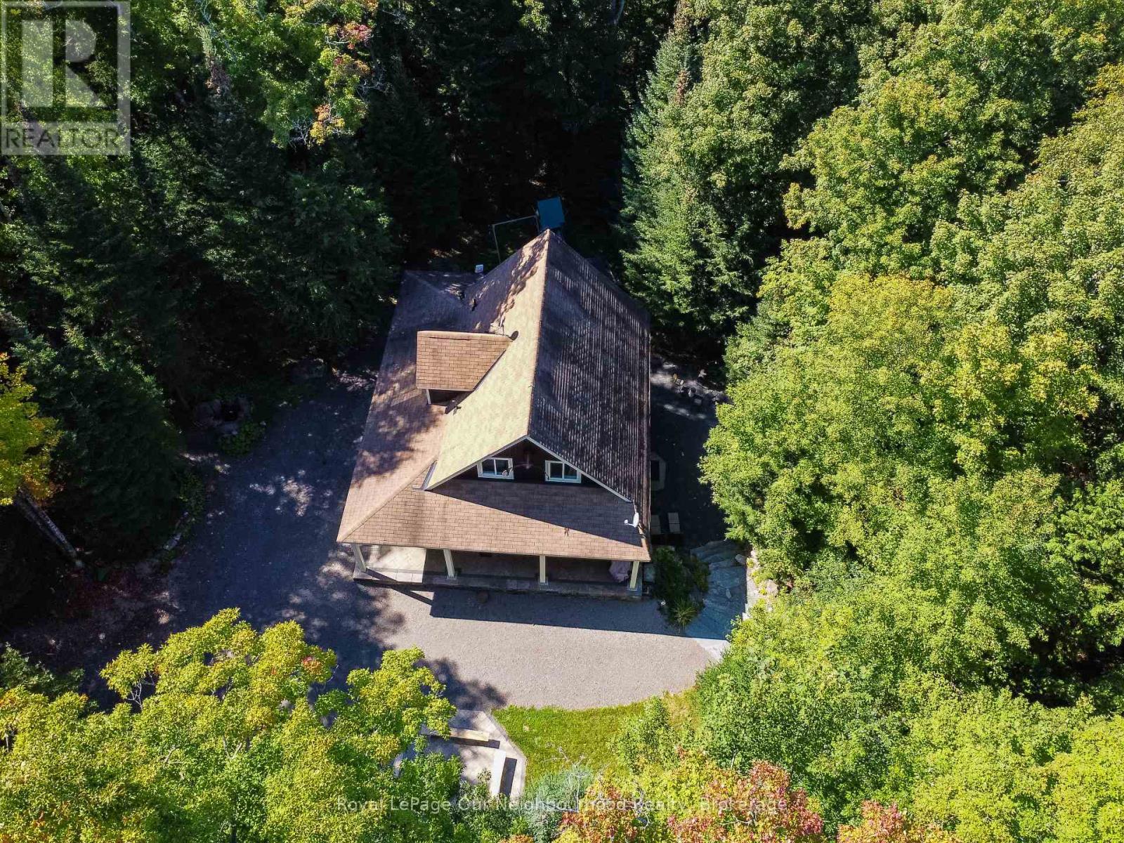 1042 Ski Ridge Trail, Dysart Et Al (Guilford), Ontario  K0M 1M0 - Photo 42 - X12427899