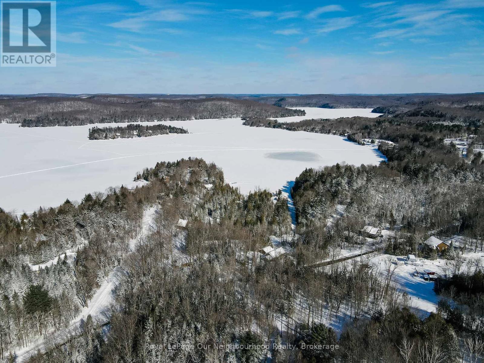 1042 Ski Ridge Trail, Dysart Et Al (Guilford), Ontario  K0M 1M0 - Photo 45 - X12427899