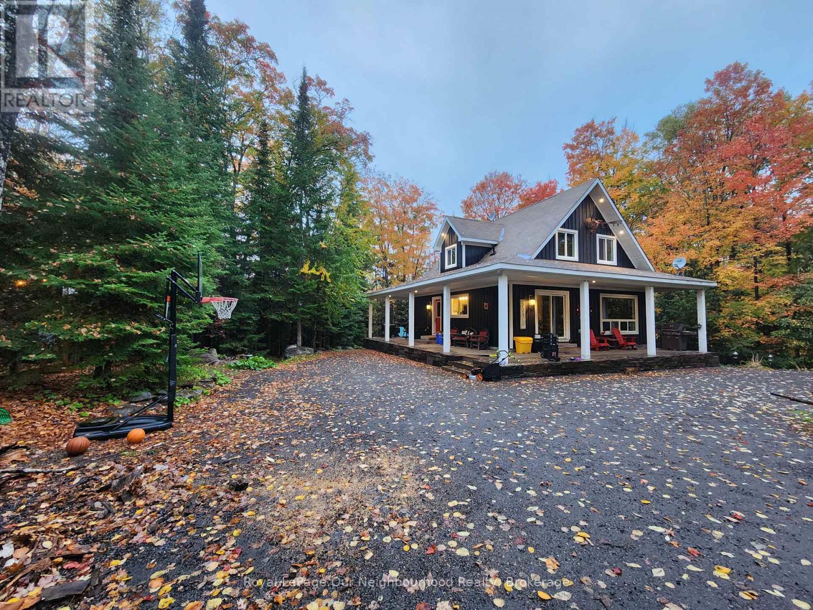 1042 Ski Ridge Trail, Dysart Et Al (Guilford), Ontario  K0M 1M0 - Photo 47 - X12427899