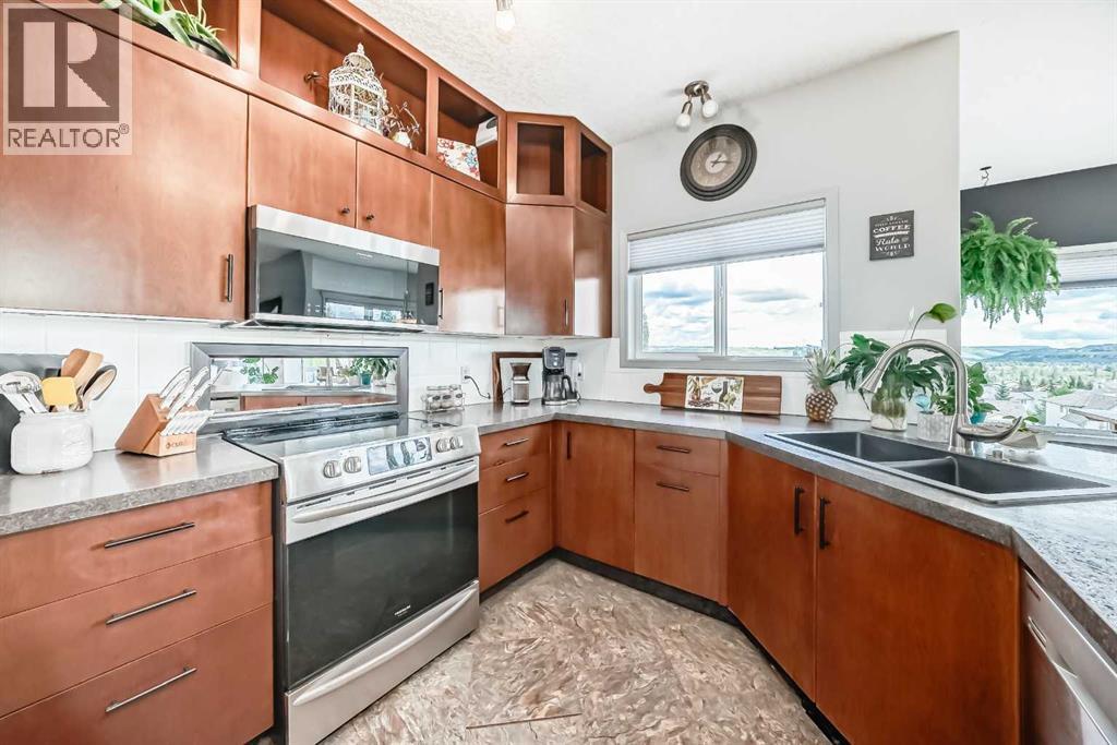 40 Bow Ridge Drive, Cochrane, Alberta  T4C 1V5 - Photo 7 - A2239953