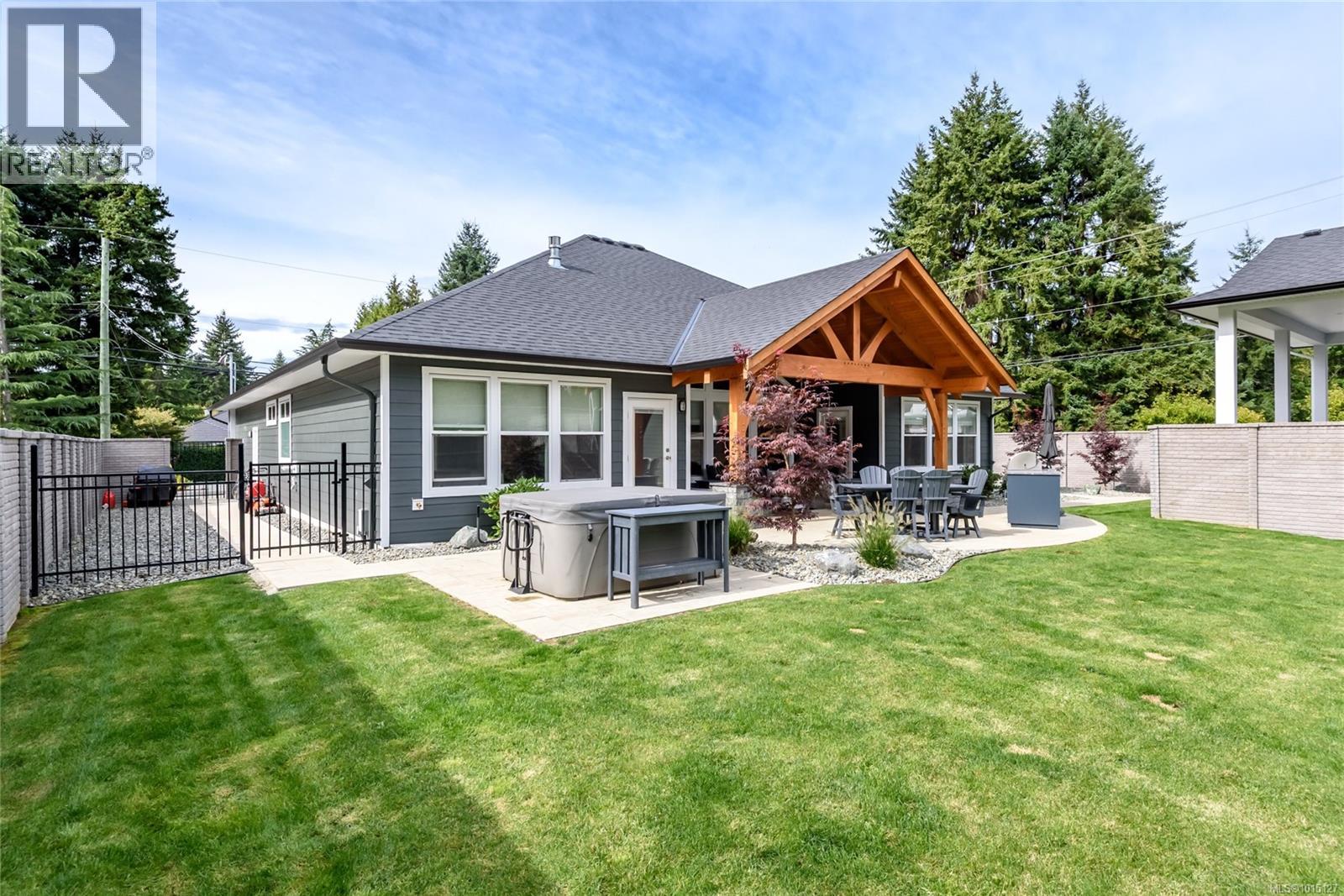8968 Henderson Ave, Black Creek, British Columbia  V9J 1A4 - Photo 37 - 1015127