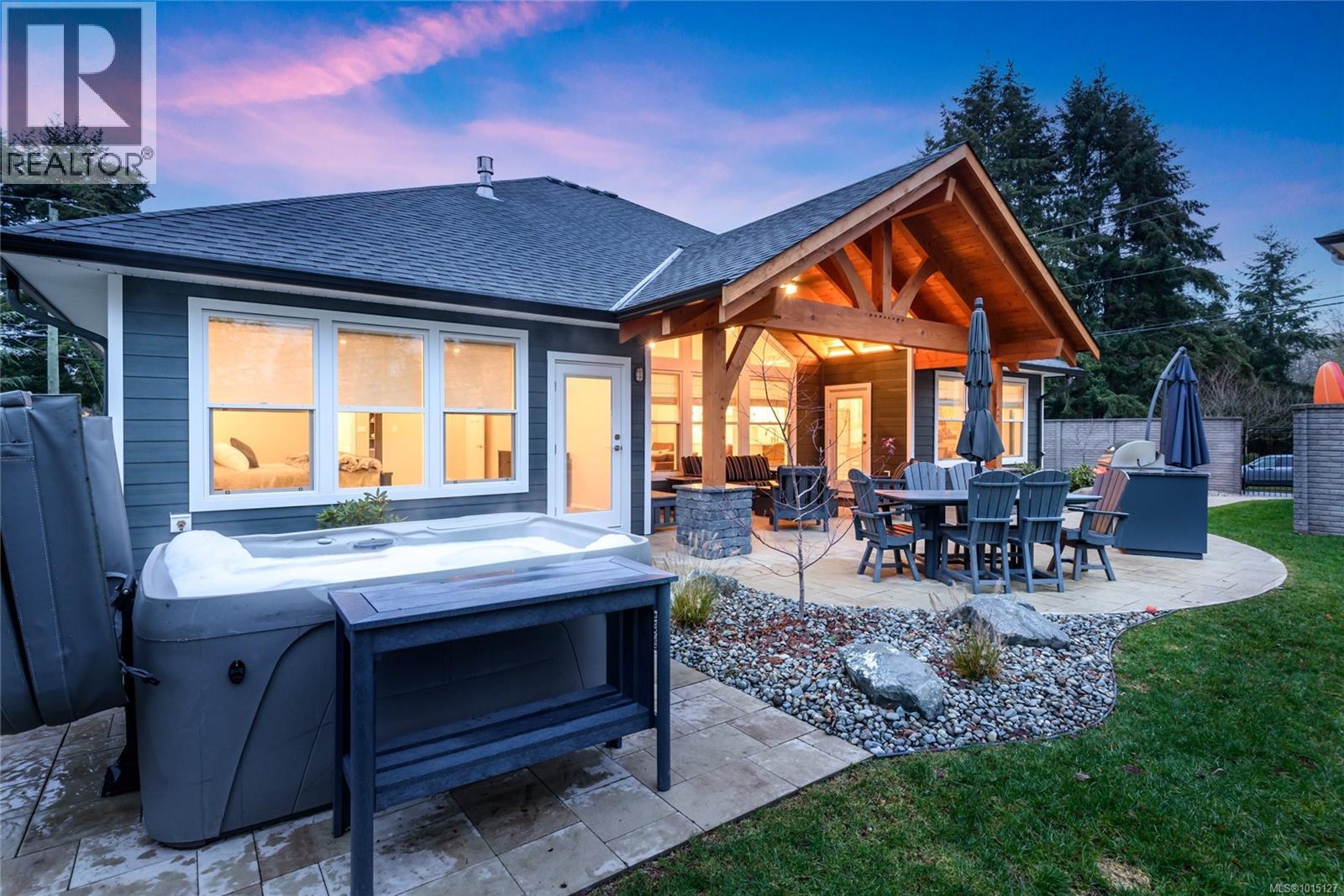 8968 Henderson Ave, Black Creek, British Columbia  V9J 1A4 - Photo 44 - 1015127