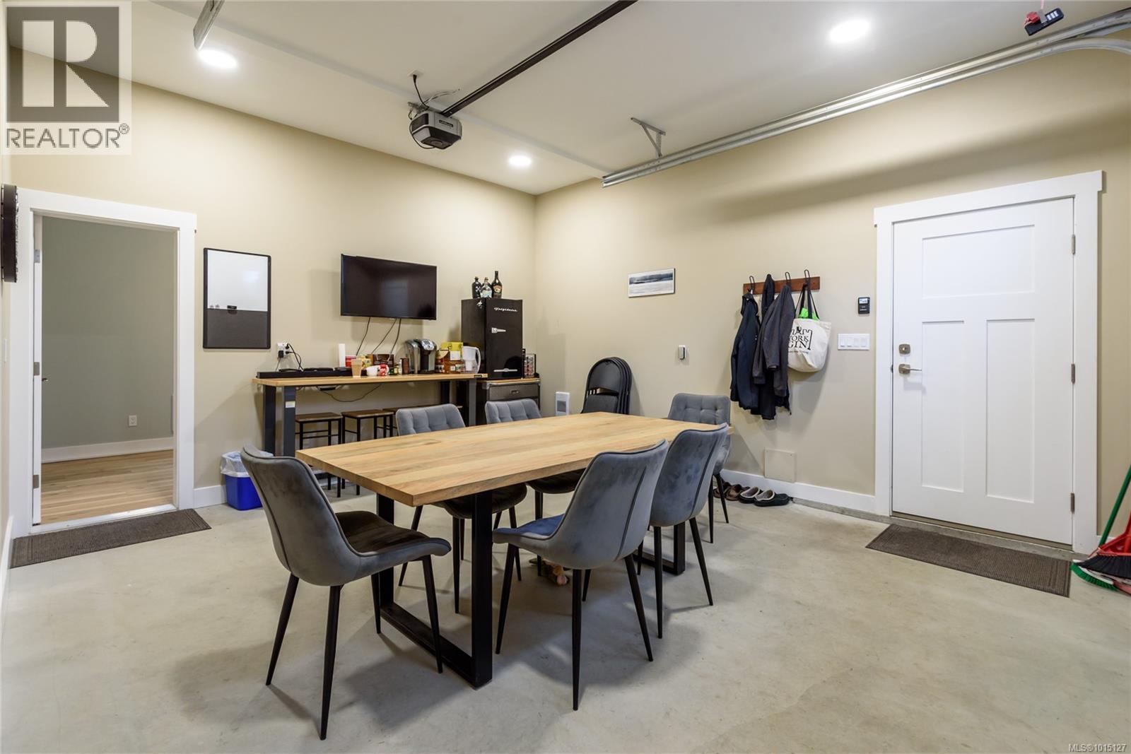 8968 Henderson Ave, Black Creek, British Columbia  V9J 1A4 - Photo 70 - 1015127
