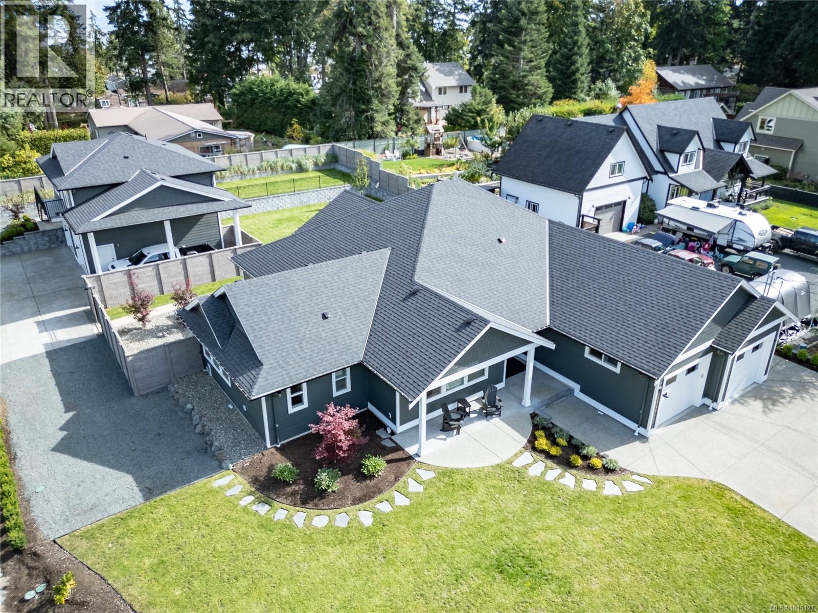 8968 Henderson Ave, Black Creek, British Columbia  V9J 1A4 - Photo 78 - 1015127