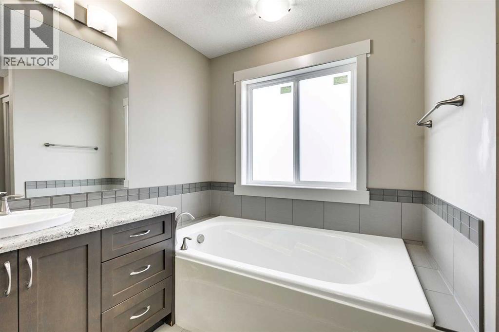 95 Evansdale Common Nw, Calgary, Alberta  T3P 0E6 - Photo 21 - A2258211