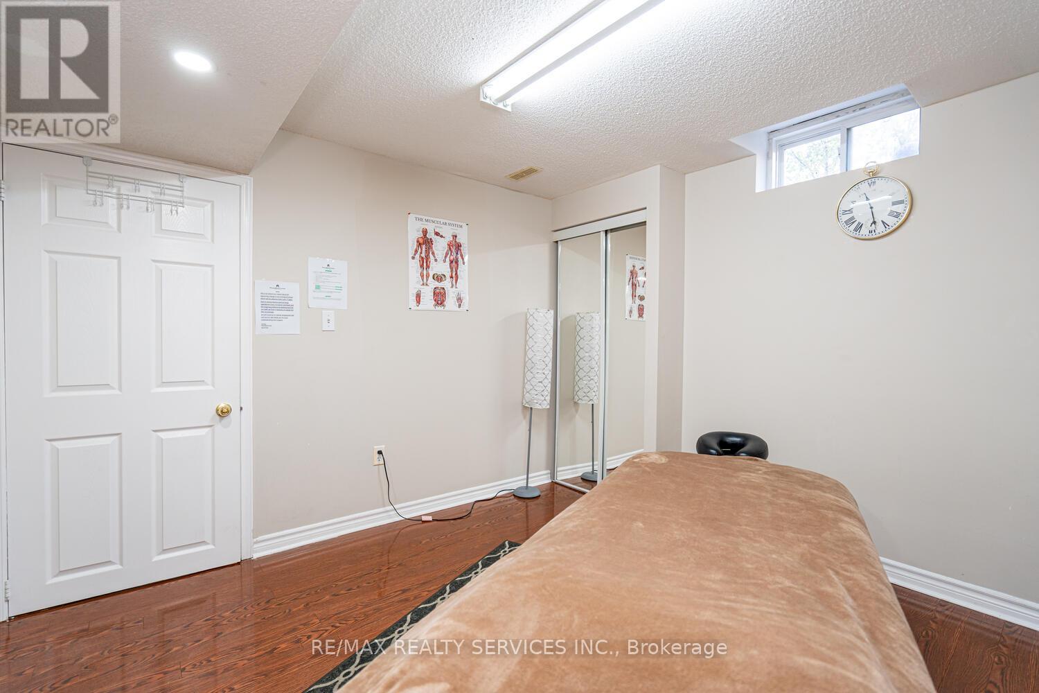6 Foxhollow Road, Brampton, Ontario  L7A 1M3 - Photo 36 - W12402081