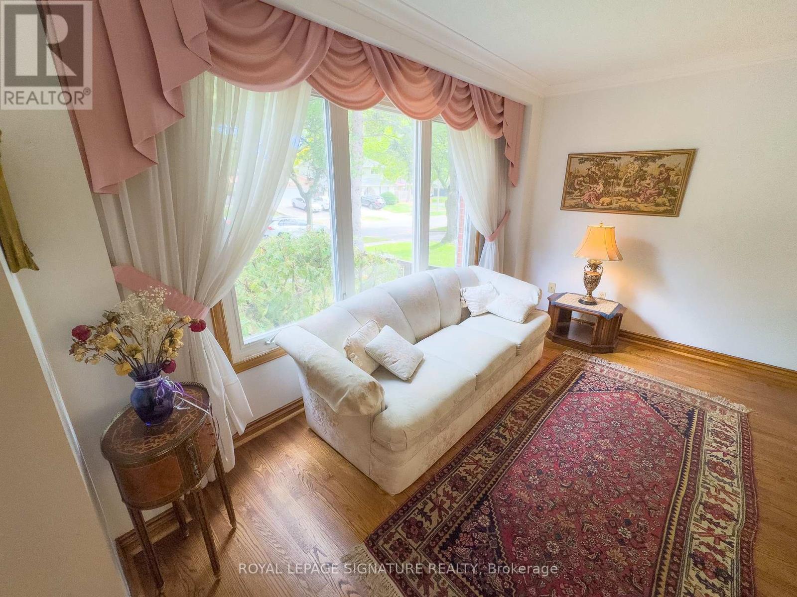 6 Satchell Boulevard, Toronto, Ontario  M1C 3B4 - Photo 11 - E12430119