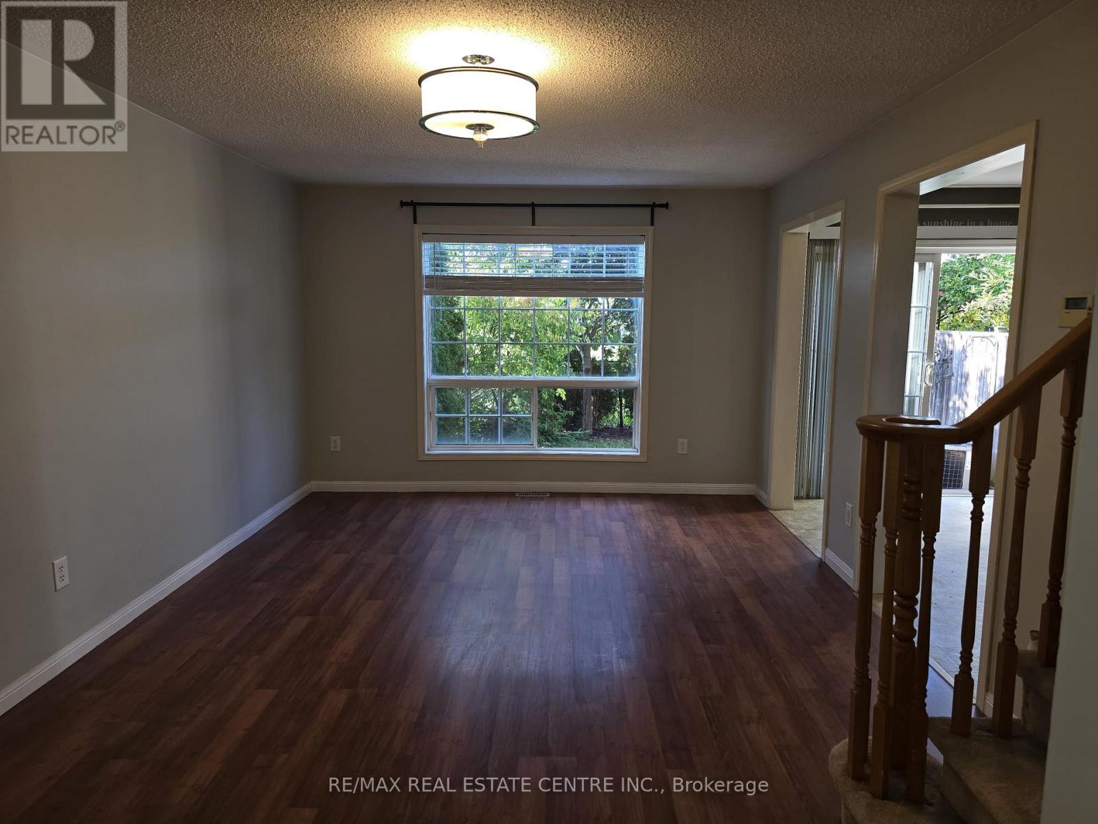 1159 Riddell Crescent, Milton (Be Beaty), Ontario  L9T 6Y1 - Photo 5 - W12428737