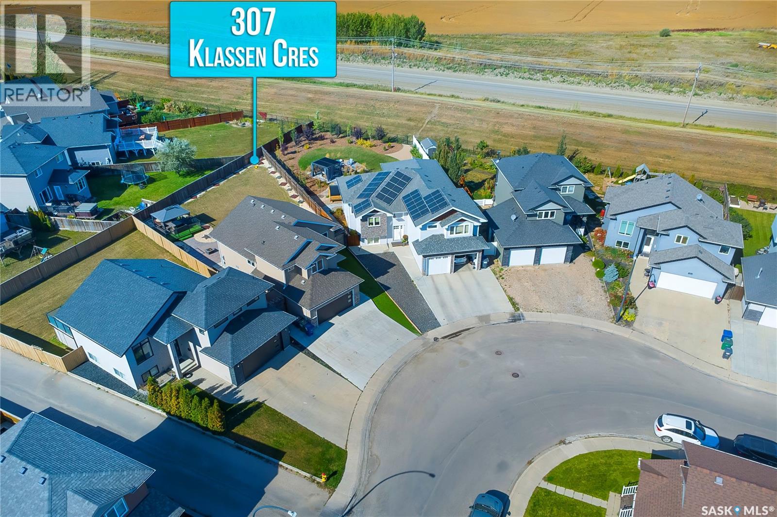 307 Klassen Crescent, Saskatoon, Saskatchewan  S7R 0E9 - Photo 2 - SK019446
