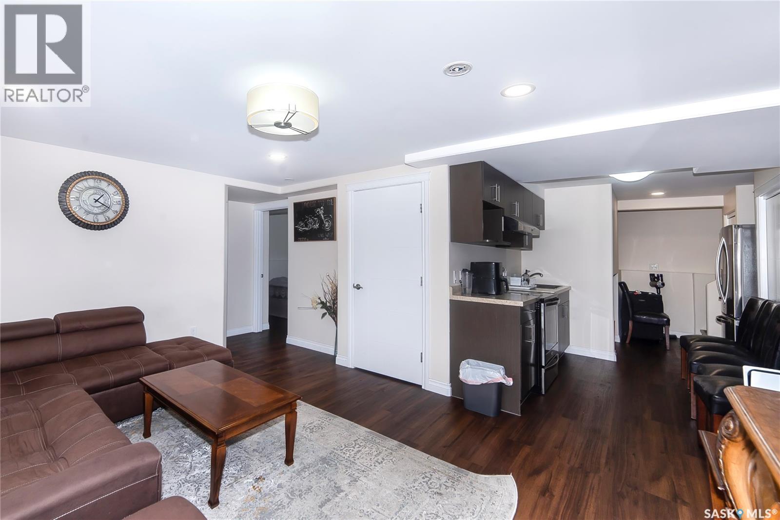 307 Klassen Crescent, Saskatoon, Saskatchewan  S7R 0E9 - Photo 31 - SK019446