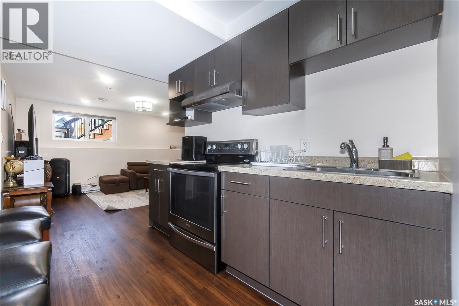 307 Klassen Crescent, Saskatoon, Saskatchewan  S7R 0E9 - Photo 38 - SK019446