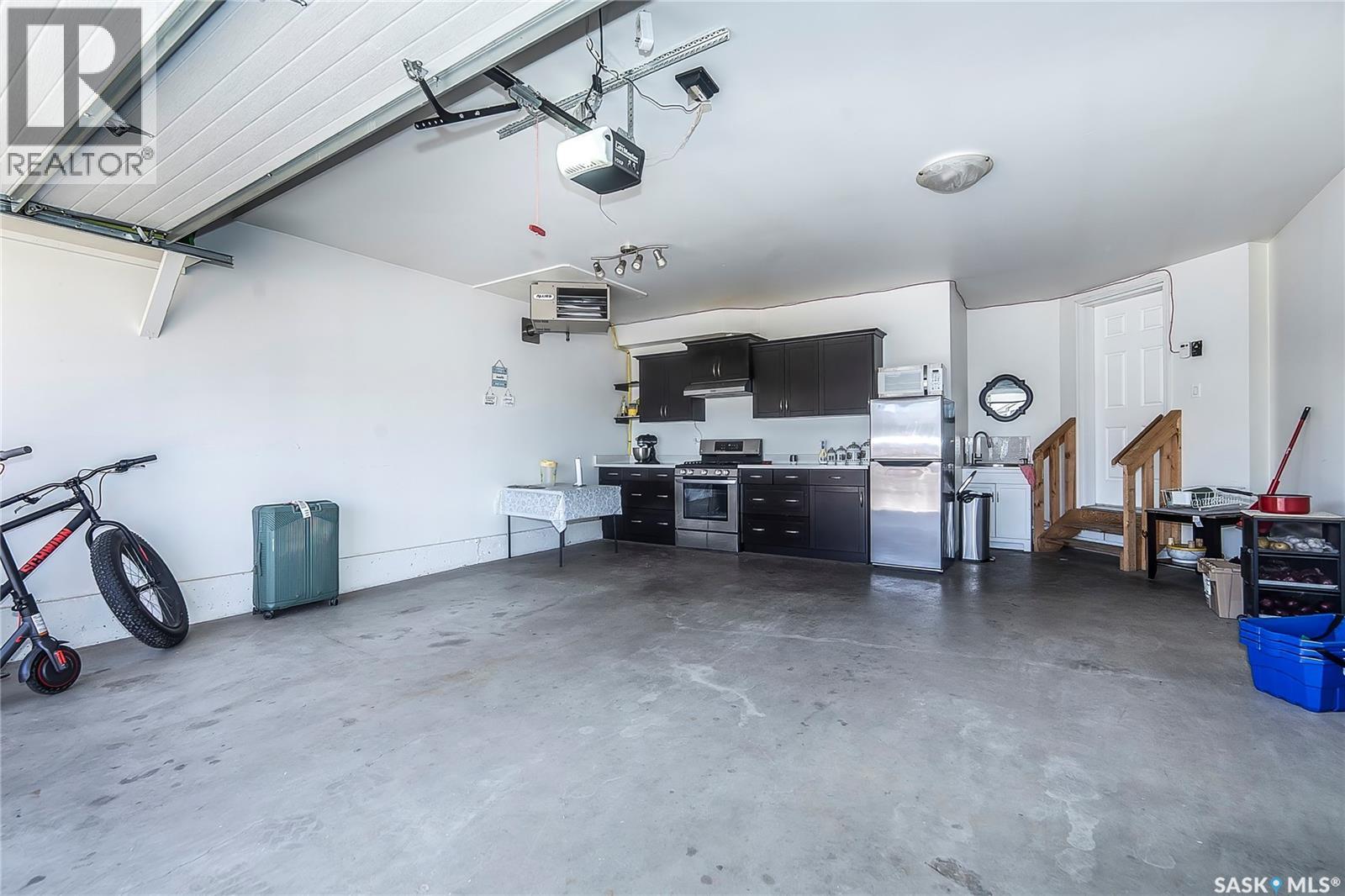 307 Klassen Crescent, Saskatoon, Saskatchewan  S7R 0E9 - Photo 41 - SK019446