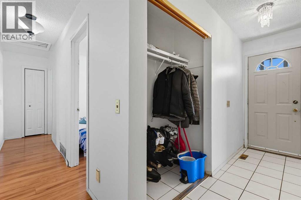304 60 Street Se, Calgary, Alberta  T2A 4K2 - Photo 20 - A2259731
