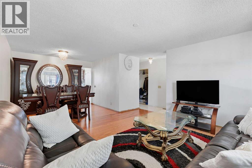 304 60 Street Se, Calgary, Alberta  T2A 4K2 - Photo 12 - A2259731
