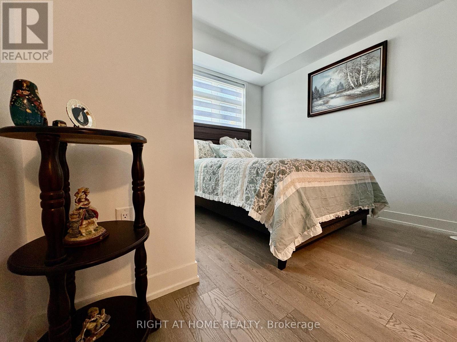 211 - 1085 Douglas Mccurdy Common, Mississauga, Ontario  L5G 0C6 - Photo 12 - W12430124