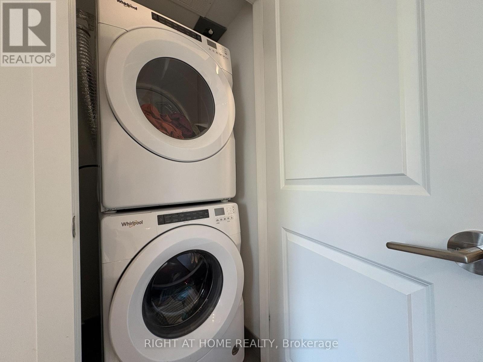 211 - 1085 Douglas Mccurdy Common, Mississauga, Ontario  L5G 0C6 - Photo 15 - W12430124