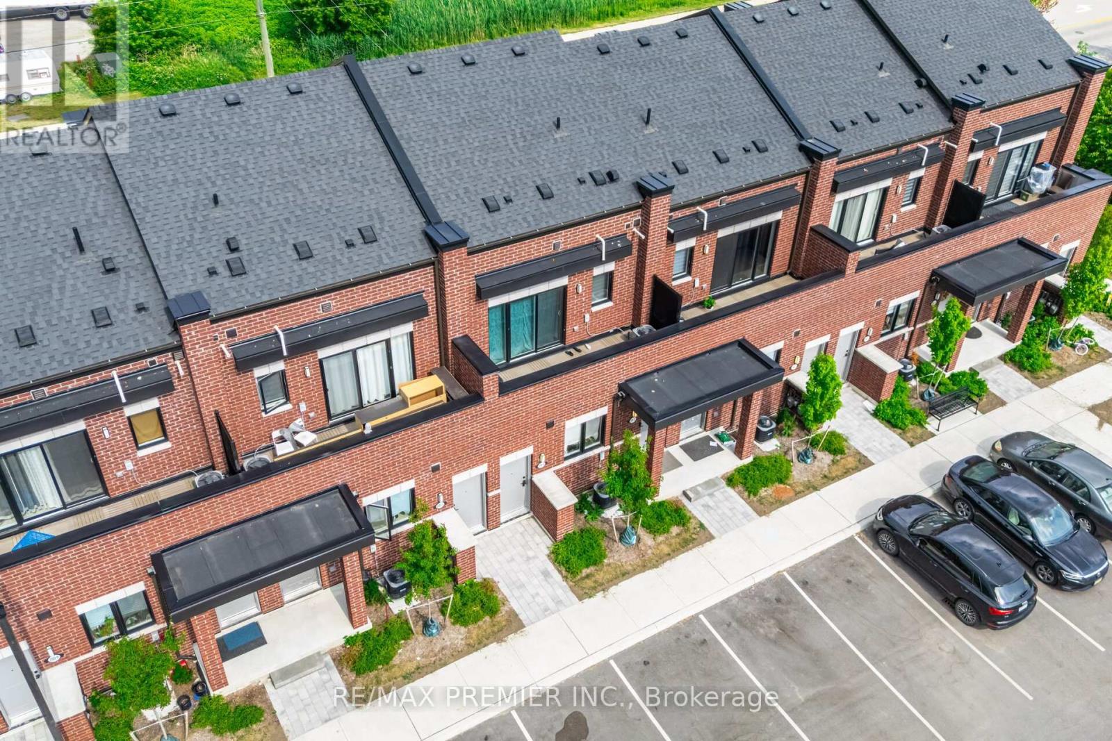 4 - 200 Dissette Street, Bradford West Gwillimbury, Ontario  L3Z 3G8 - Photo 23 - N12275620